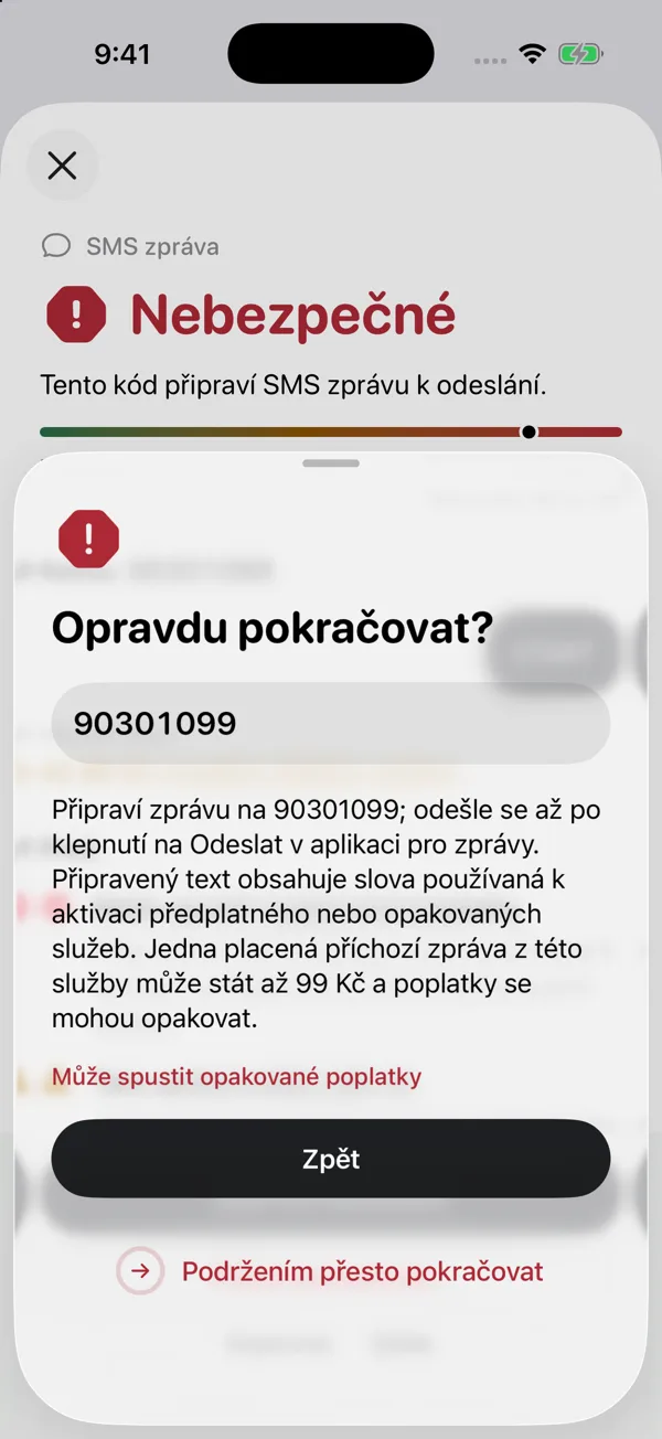 Potvrzení rizikové SMS: výrazné tlačítko Zpět. Pokračování navzdory riziku vyžaduje podržení tlačítka.